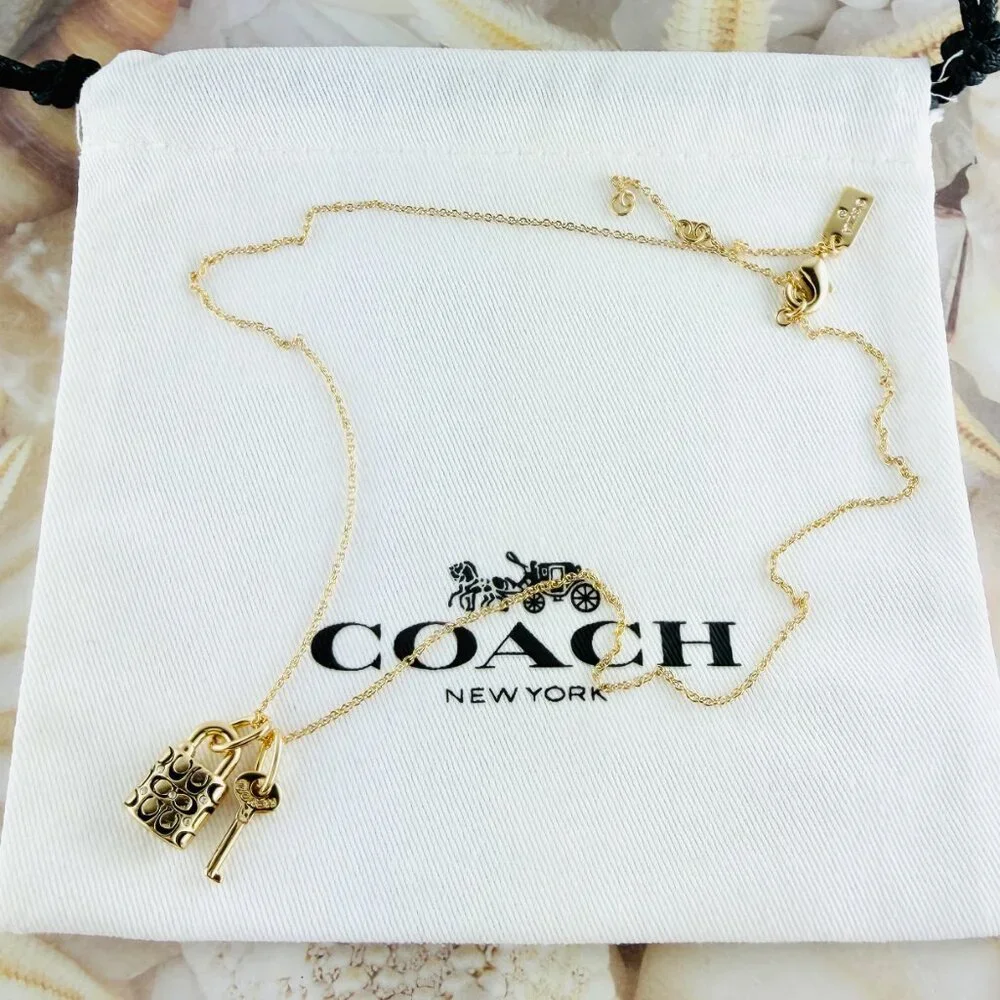 Coach Quilted Padlock Key Mismatch gold necklace - Picture 4 of 4